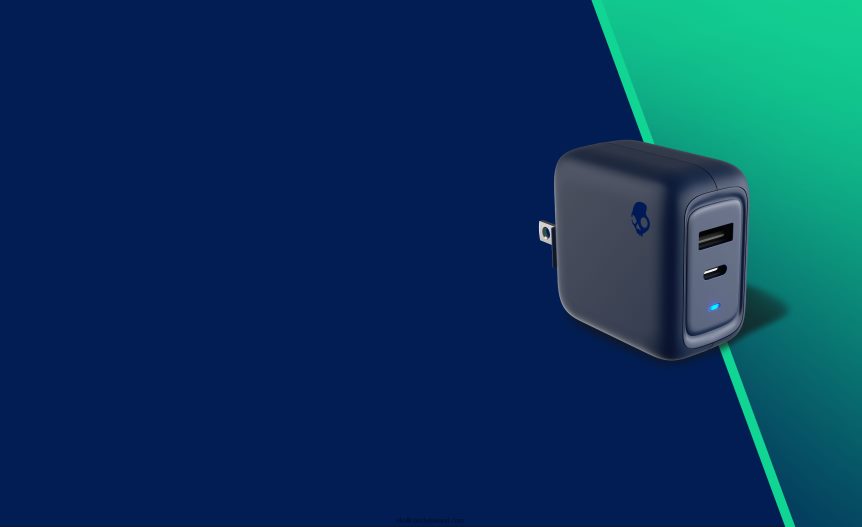 Get Your Power Fix Faster Fix Rapid G Max USB-A and USB-C Adapter Skullcandy NV80J436 Dark Blue/Green